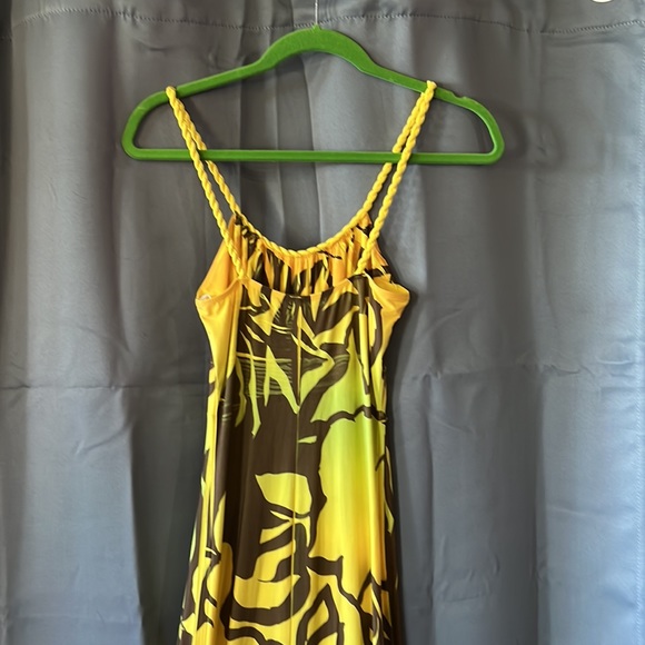 Tropical Maxi Dress - Picture 3 of 3